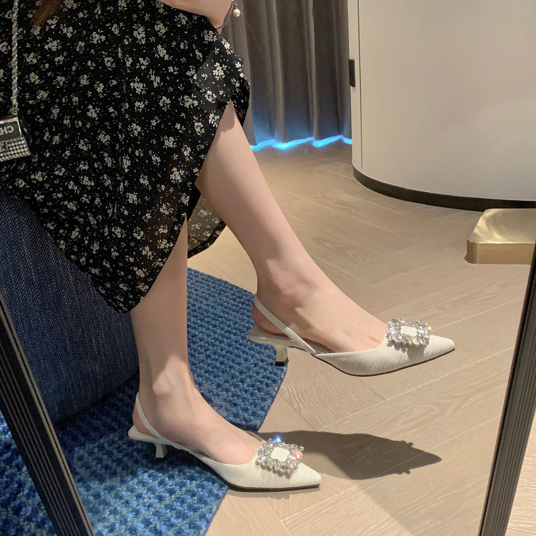 Dame Sling-pumps med glitrende strassbesætning og komfortabel blokhæl Stilla