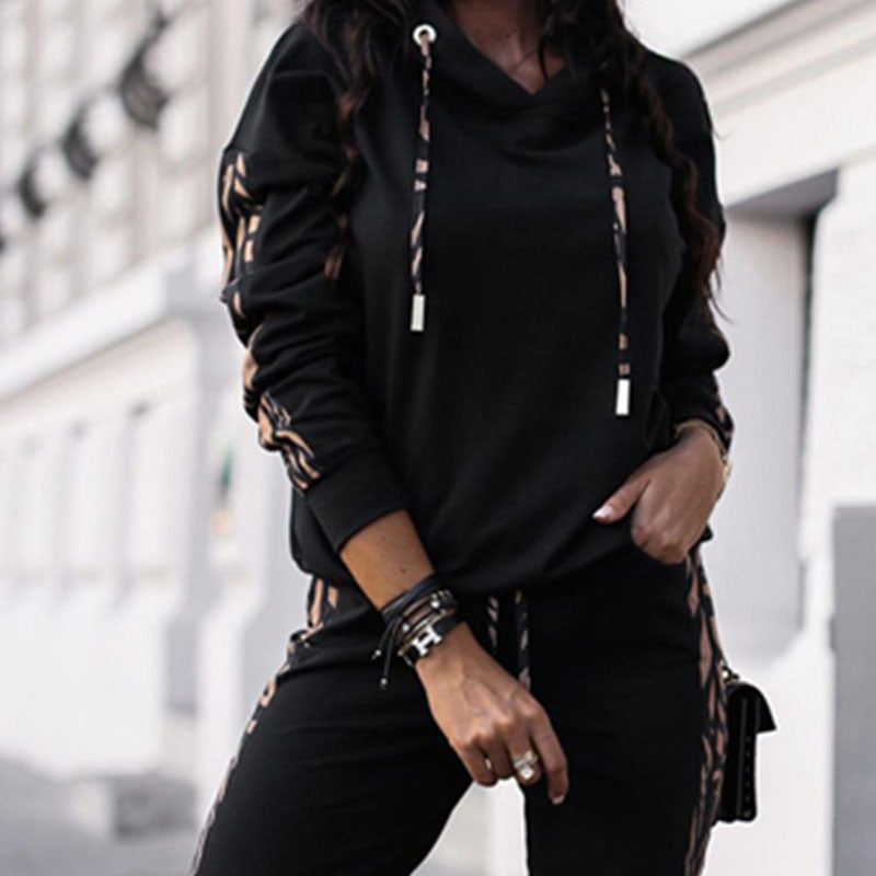 Dame sporty elegant hoodie med stilfulde accenter Stilla