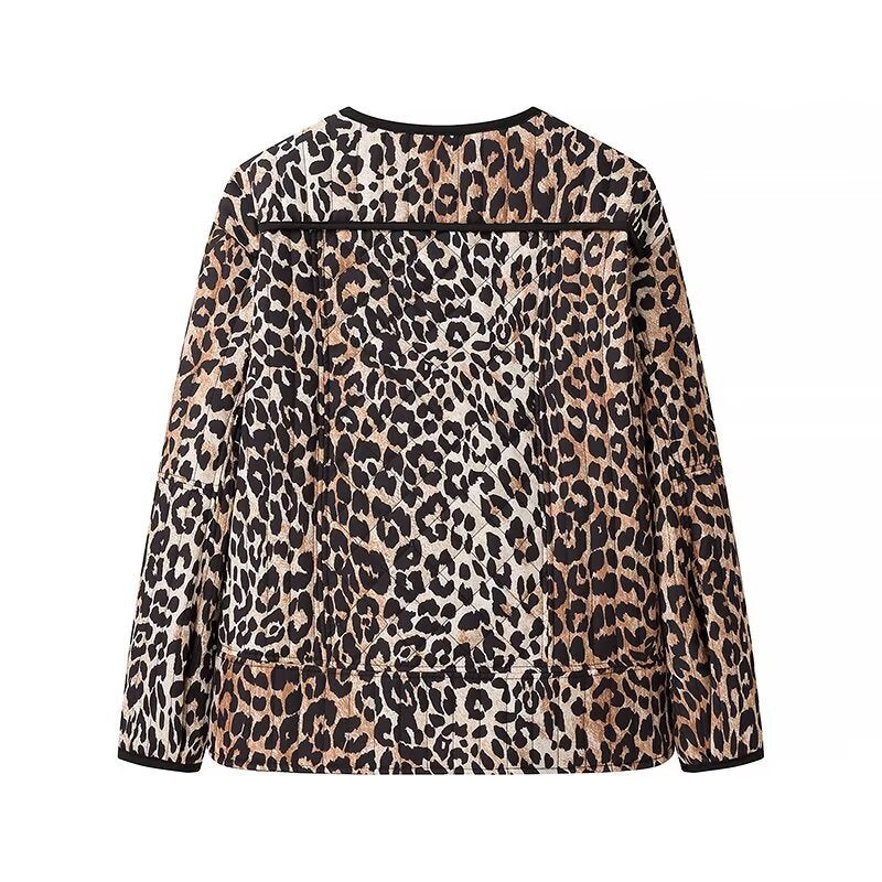 Kvinders modejakke i trendy leopardmønster Stilla