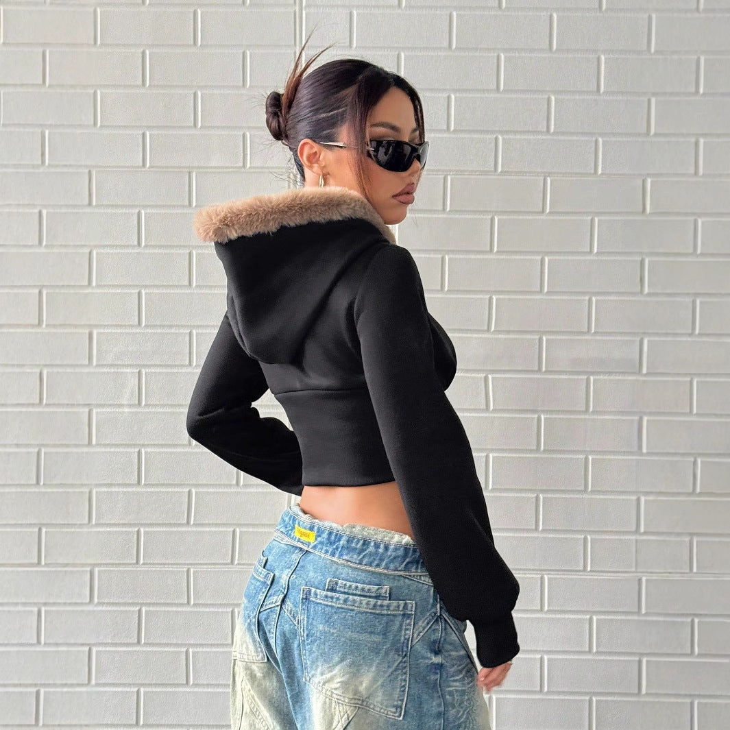Kvinder cropped hoodie med luksuriøs pels trim Stilla