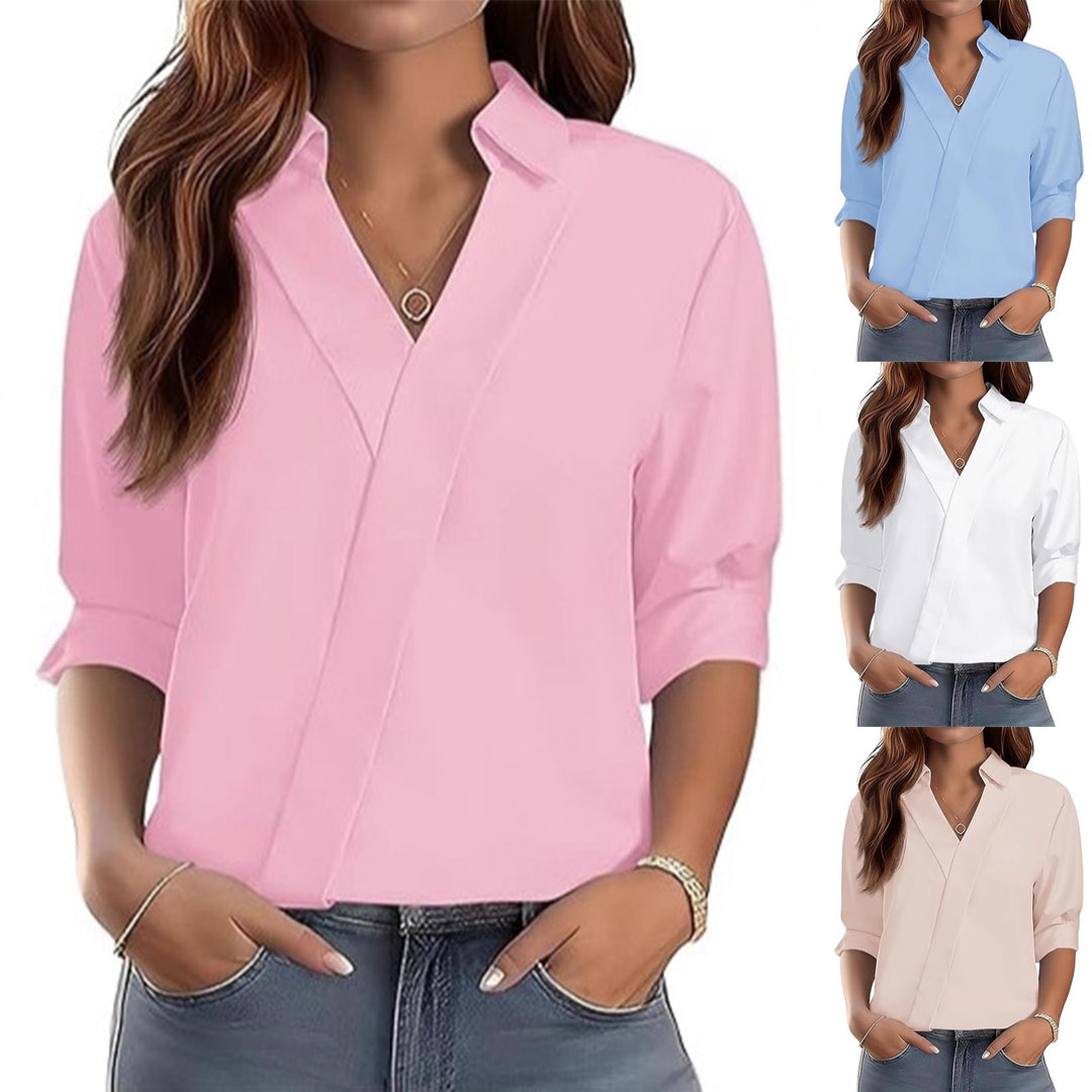 Kvinders elegante V-hals bluse med tekstureret design Stilla