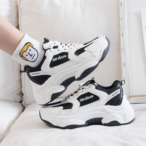 Dame Sporty Sneakers med åndbart mesh-overflade og skridsikker sål Stilla