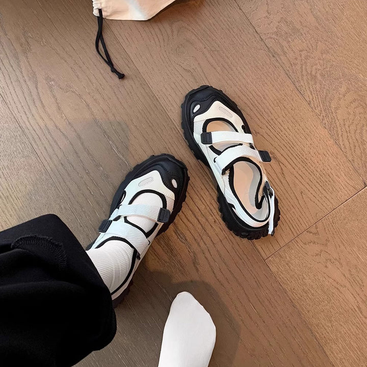Dame sandaler til aktiv fritidsverden med justerbare stropper og skridsikker sål Stilla