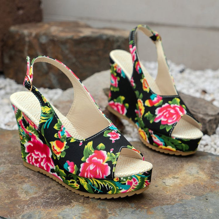 Dame Wedge-sandaler med blomstermotiver og komfortabel sål Stilla