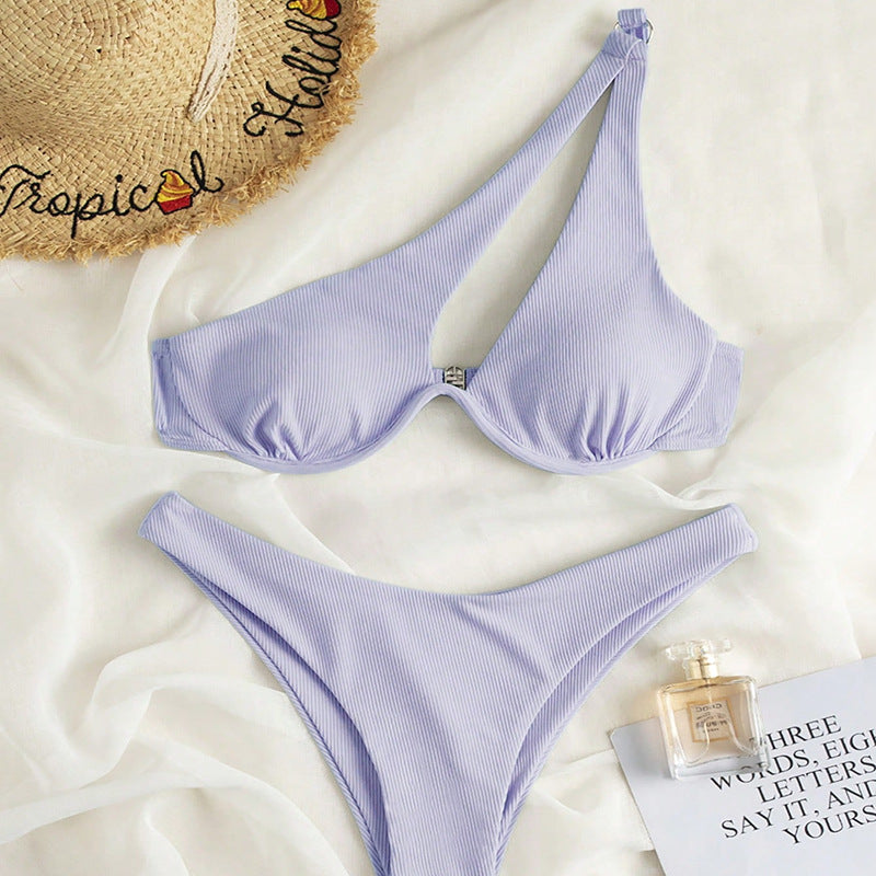 Dame Triangel-Bikini med asymmetrisk snit og komfortabel bund Skovae