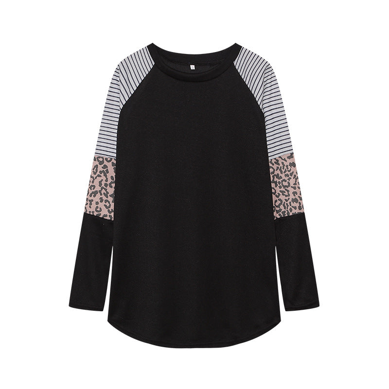 Kvinders sporty langærmet skjorte med dyreprint og moderne stribedesign Stilla