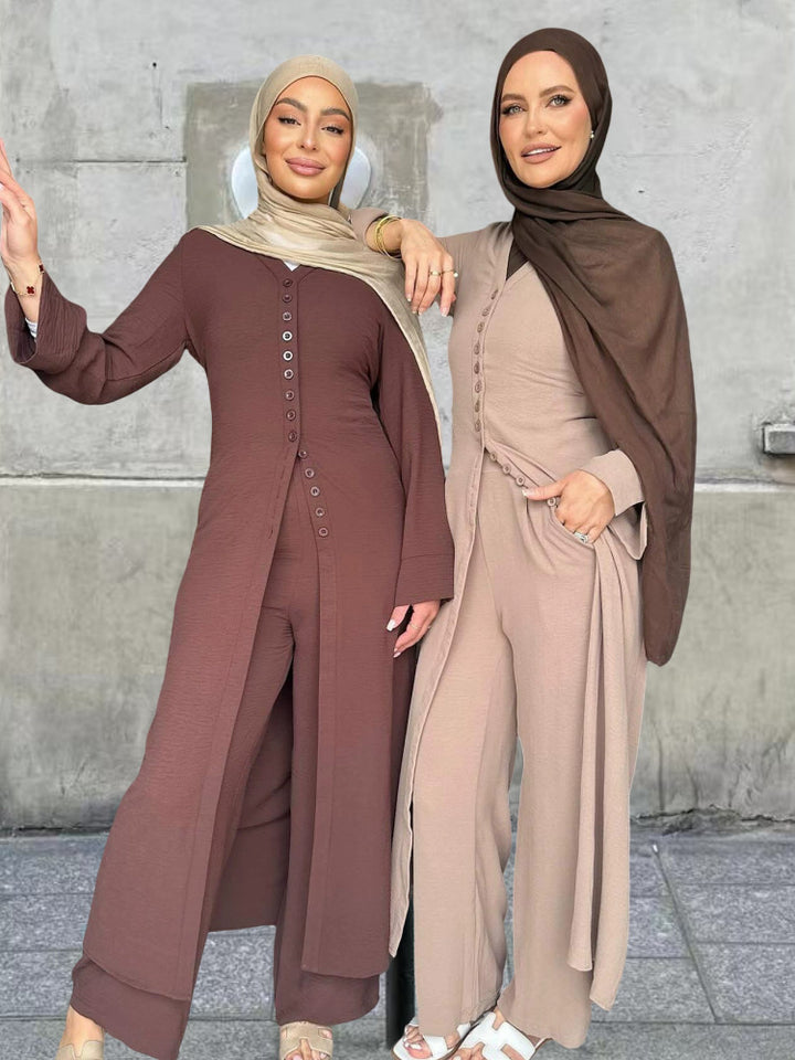 Kvinders jumpsuit med elegant knappedesign og brede ben Skovae