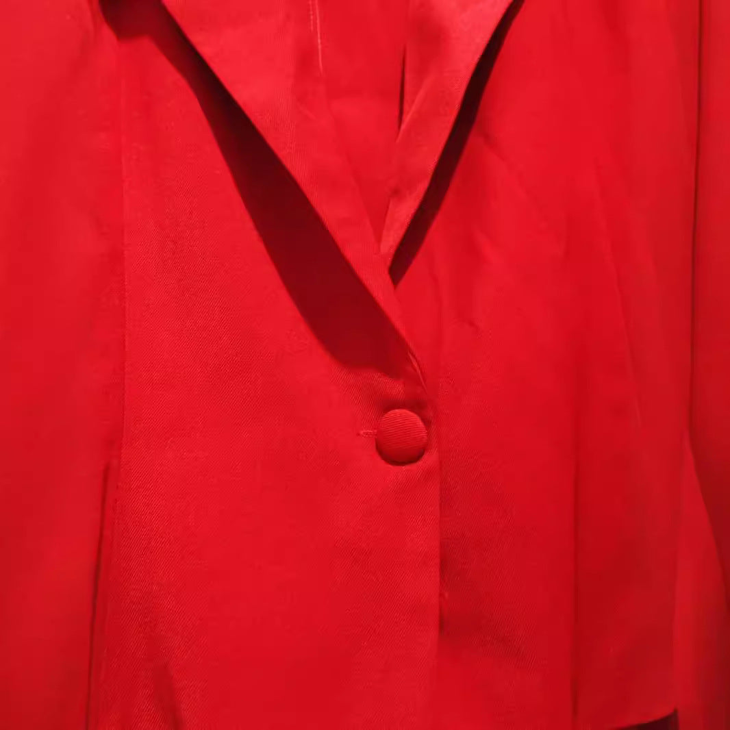 Dame Elegant og moderne blazer i minimalistisk stil Stilla