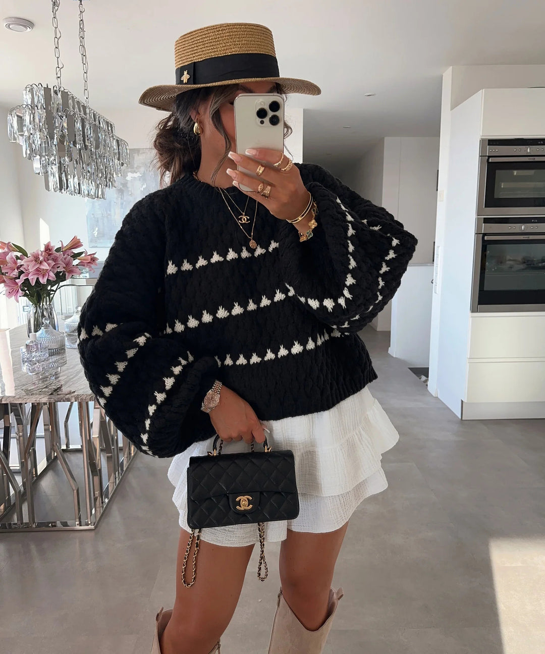 Dame elegant strikket sweater med brede ærmer og grafisk mønster Stilla