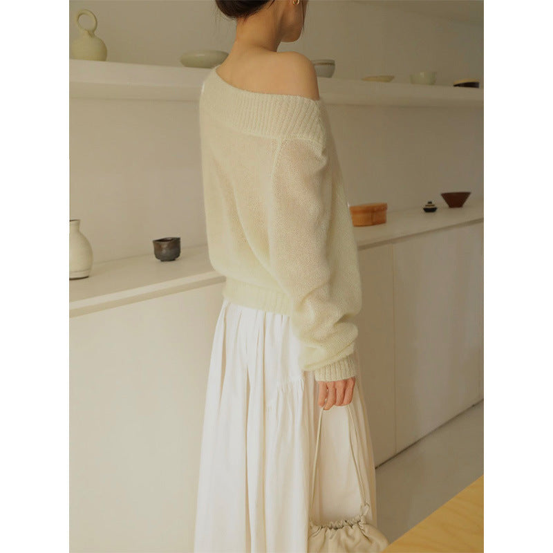 Dame afslappet sweater med off-shoulder design og blød materialeblanding Stilla