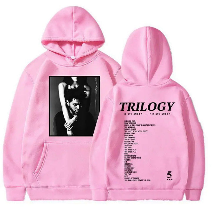 Dame hoodie med kunstnerisk fotoprint og unik skrift Skovae