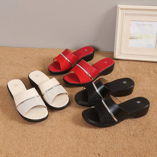 Dame Wedge-sandaler med elegant metaldekoration og komfortabel sål Stilla