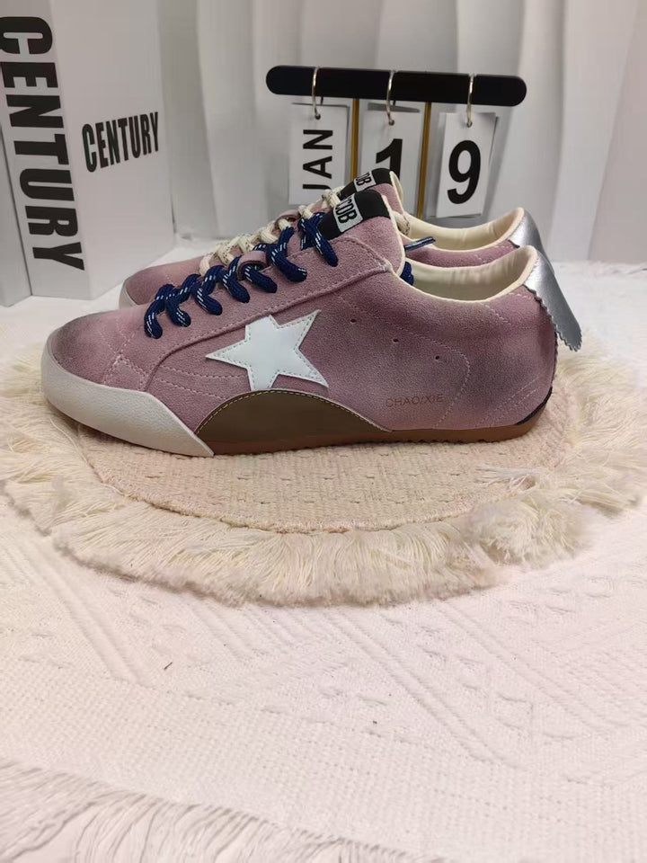 Dame Sneakers med modiske applikationer og behagelig sål Stilla