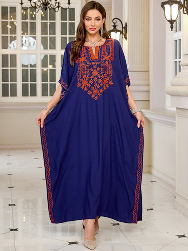Dame kaftan med kunstnerisk broderimønster og sidelommer Stilla