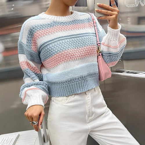 Dame moderigtige sweater med unik stribedesign og afslappet snit Stilla