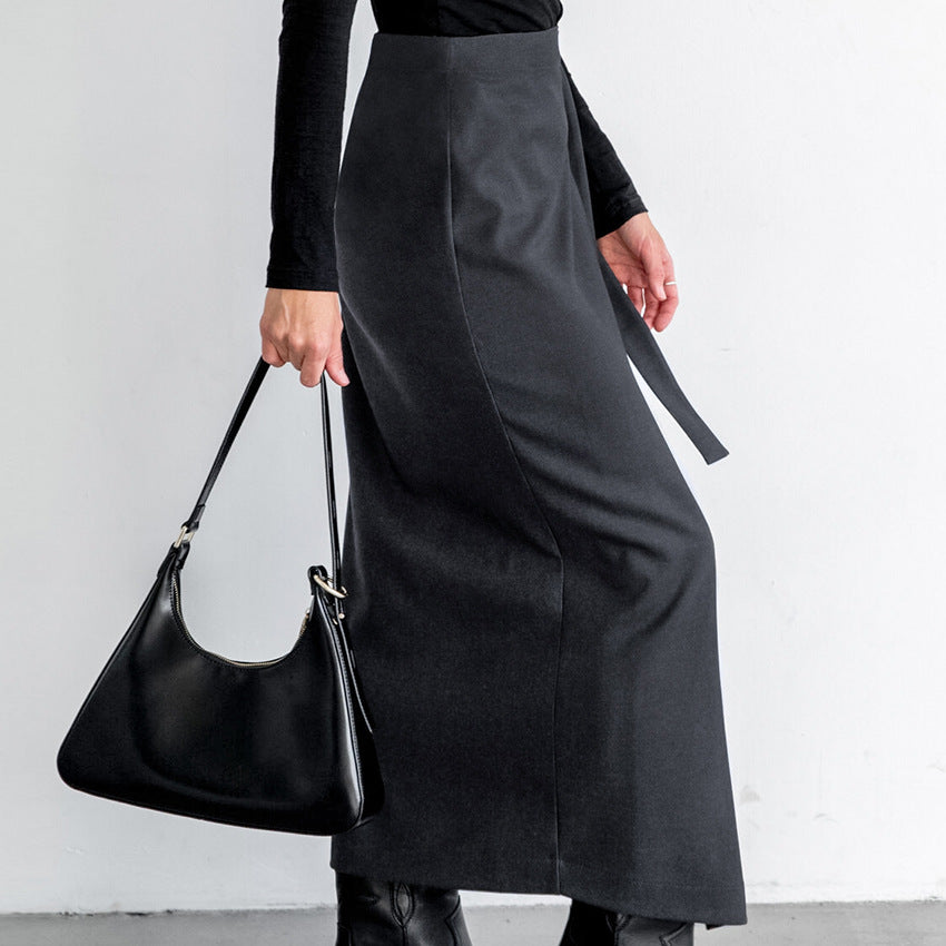 Dame wrapped skirt with side slit and decorative tie belt Stilla