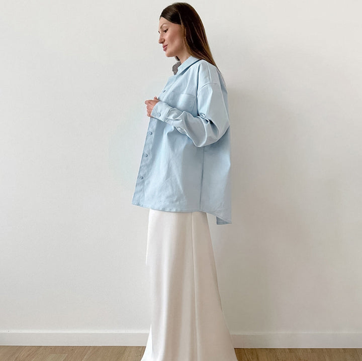 Dame Oversized Skjorte med moderne snit og brystlomme Stilla