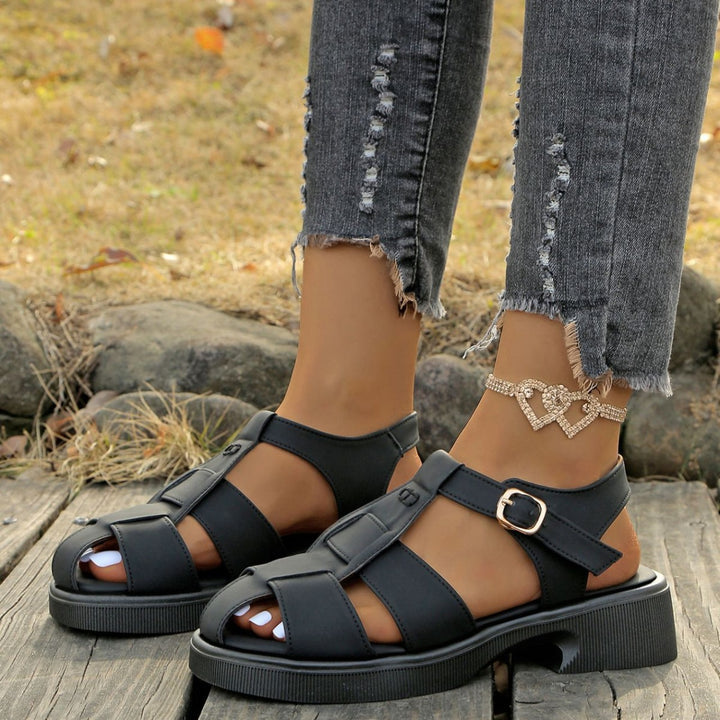 Dame Komfortable Sandaler med justerbart remdesign og skridsikker sål Stilla