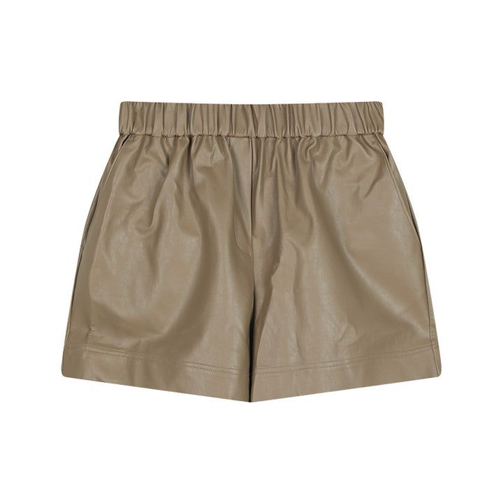 Dame brede lædershorts med elastisk taljebånd og sidelommer Stilla