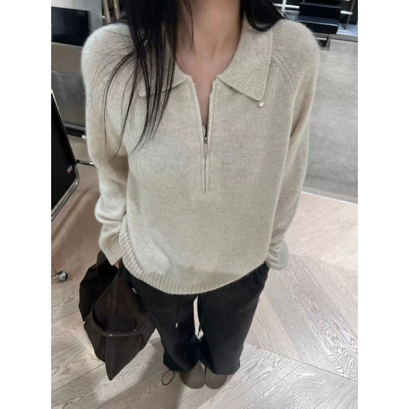 Kvinders sweater med sidelukning og elegant krave Stilla