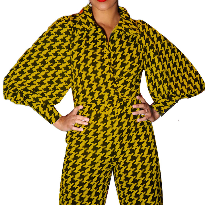 Dame maxikjole i iøjnefaldende houndstooth-mønster med elegante puffærmer og bælte Stilla