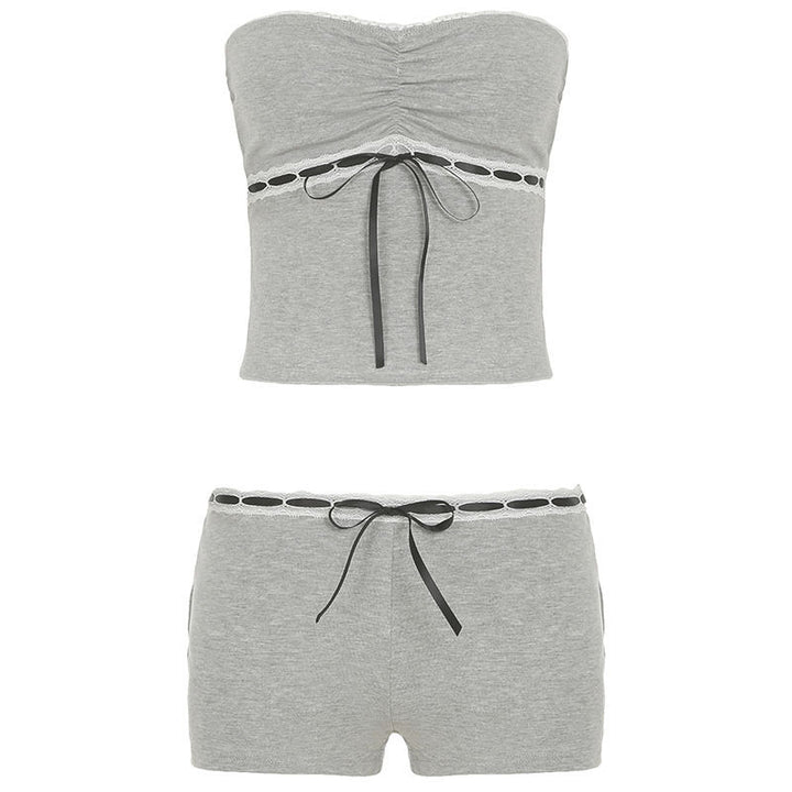 Dame pyjamasæt med spidse detaljer og romantisk tryk Skovae
