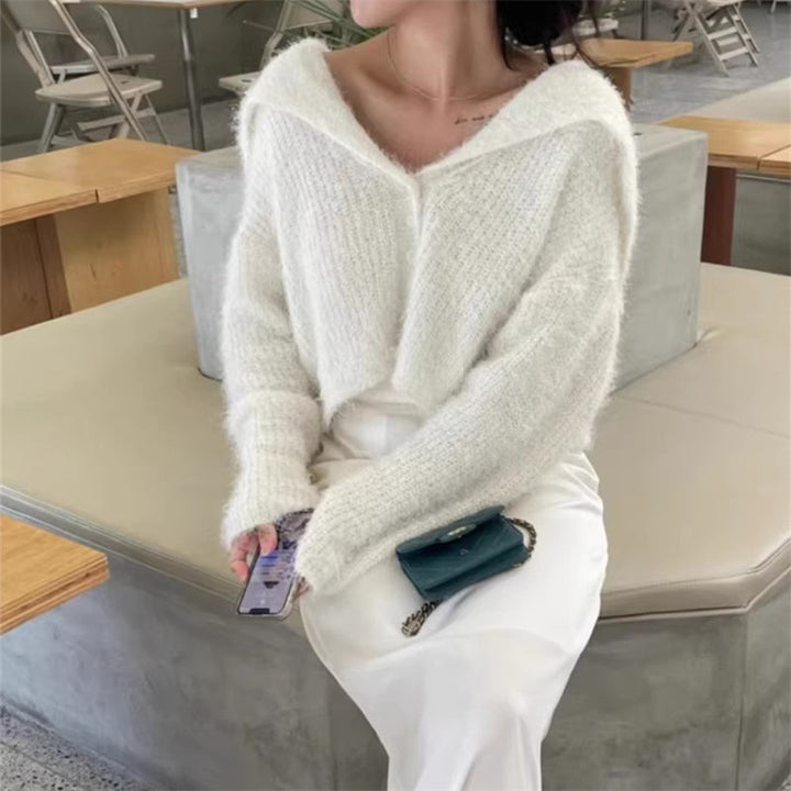 Kvindernes hyggelige V-hals sweater i moderne snit Stilla