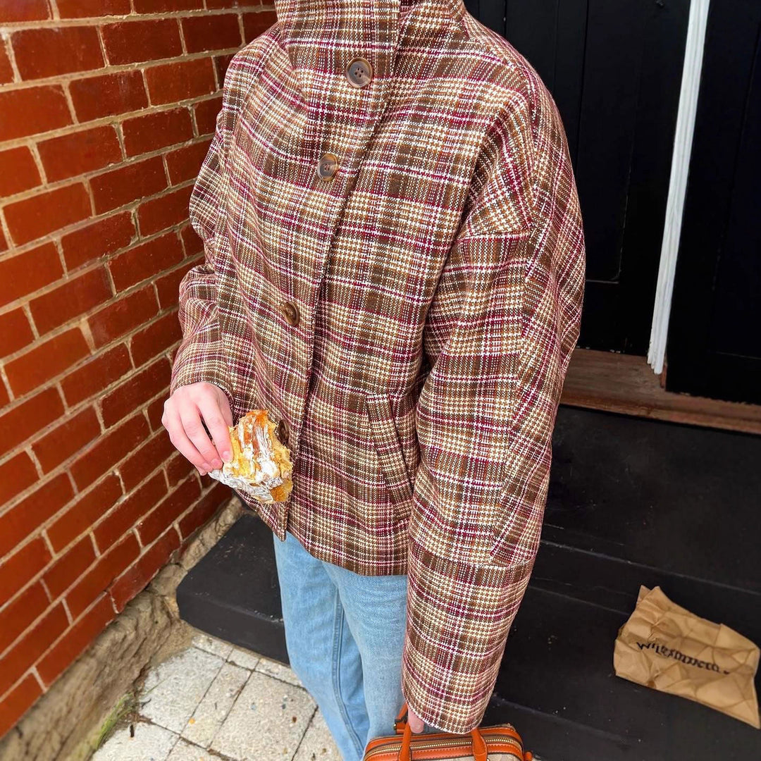 Kvinderne stilfulde ternede jakke i trendy oversized snit Stilla