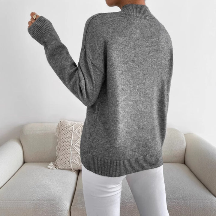 Kvinders sweater med høj krave og blødt materiale Stilla