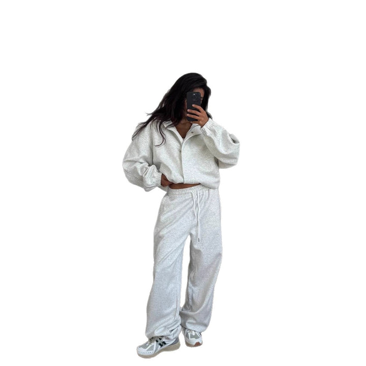 Kvinders afslappede sæt med kort hoodie og komfortable joggers Stilla