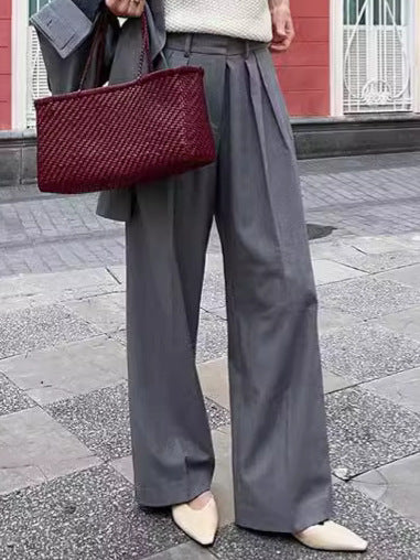 Dame vidde høj talje bukser lavet af fint stof med elegante folder Stilla