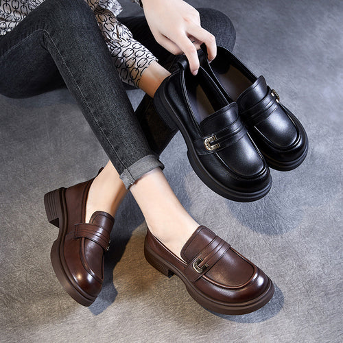 Dame Stylish Laklæder Slipper med dekorativt Spænde-Detalje Stilla
