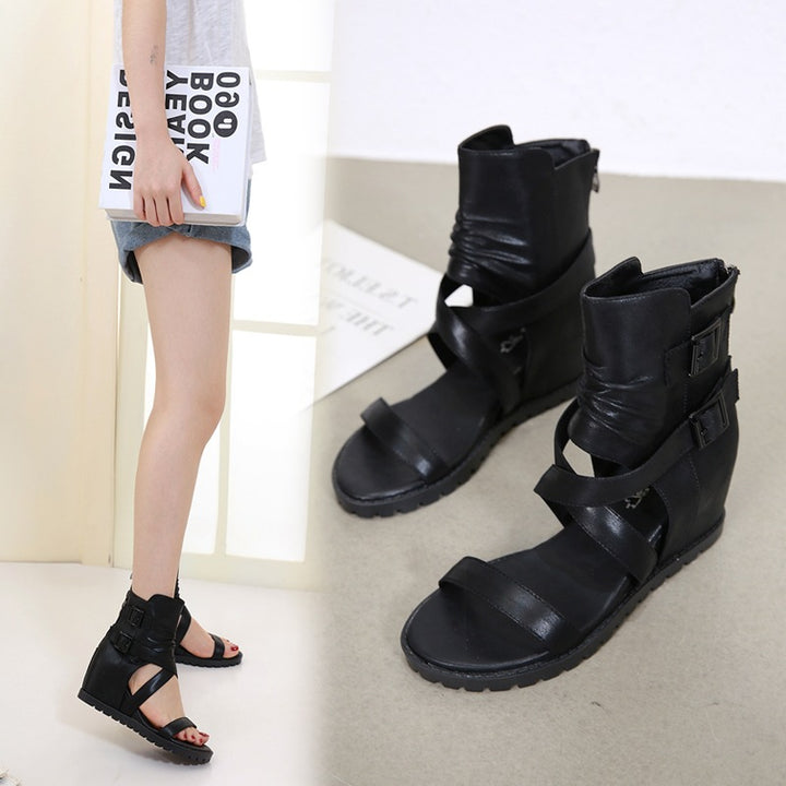 Dame Wedge-sandaler med elastisk remdesign og moderne rynkeelement Stilla
