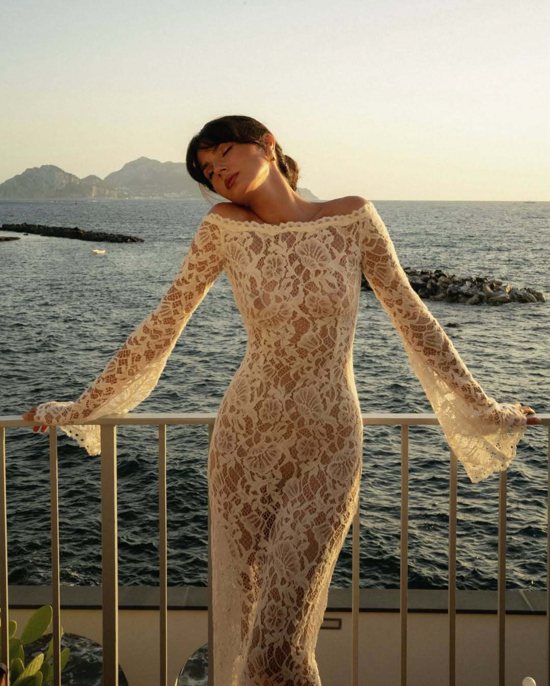 Dame blonde kjole med Off-Shoulder-design Skovae
