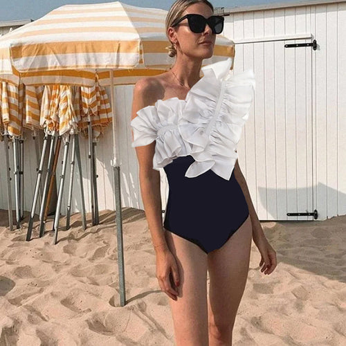 Dame one-piece badedragt med voluminøse rynkedetaljer Skovae