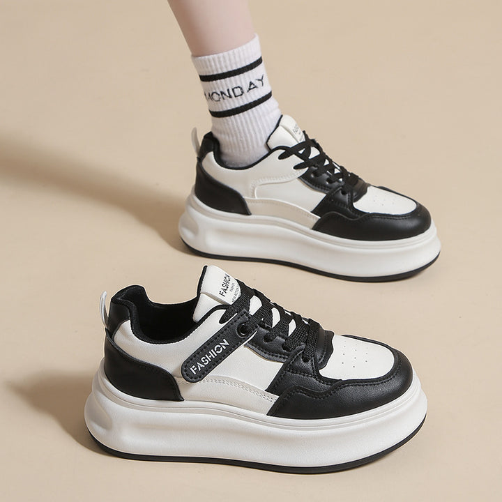 Dame behagelige Sneakers med tyk plateau og åndbart overmateriale Stilla