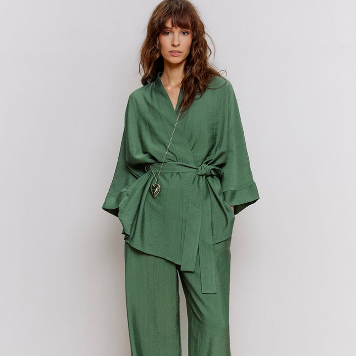 Dame trendy loungewear-sæt med bred kimono-overdel og løs bukser Stilla