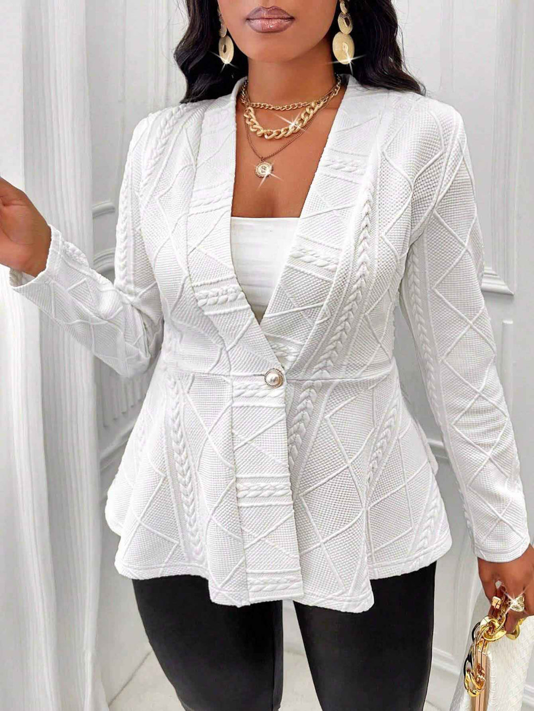 Dame struktureret blazer-top med figursyet snit og elegant revers Stilla