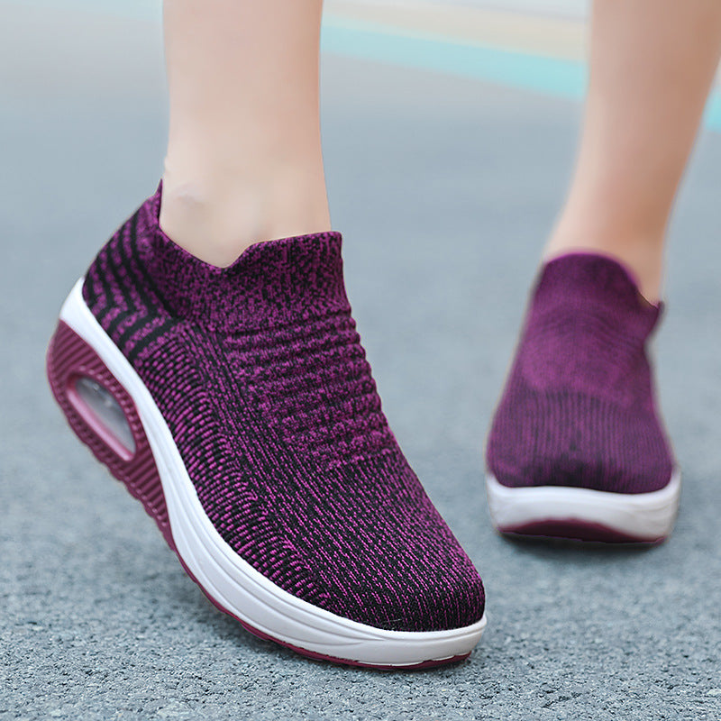 Dame nan strikket slip-on walking sneakers med anatomisk pronationsstøtte, luftpolstret mellemsål og sok-lignende skafte Skovae