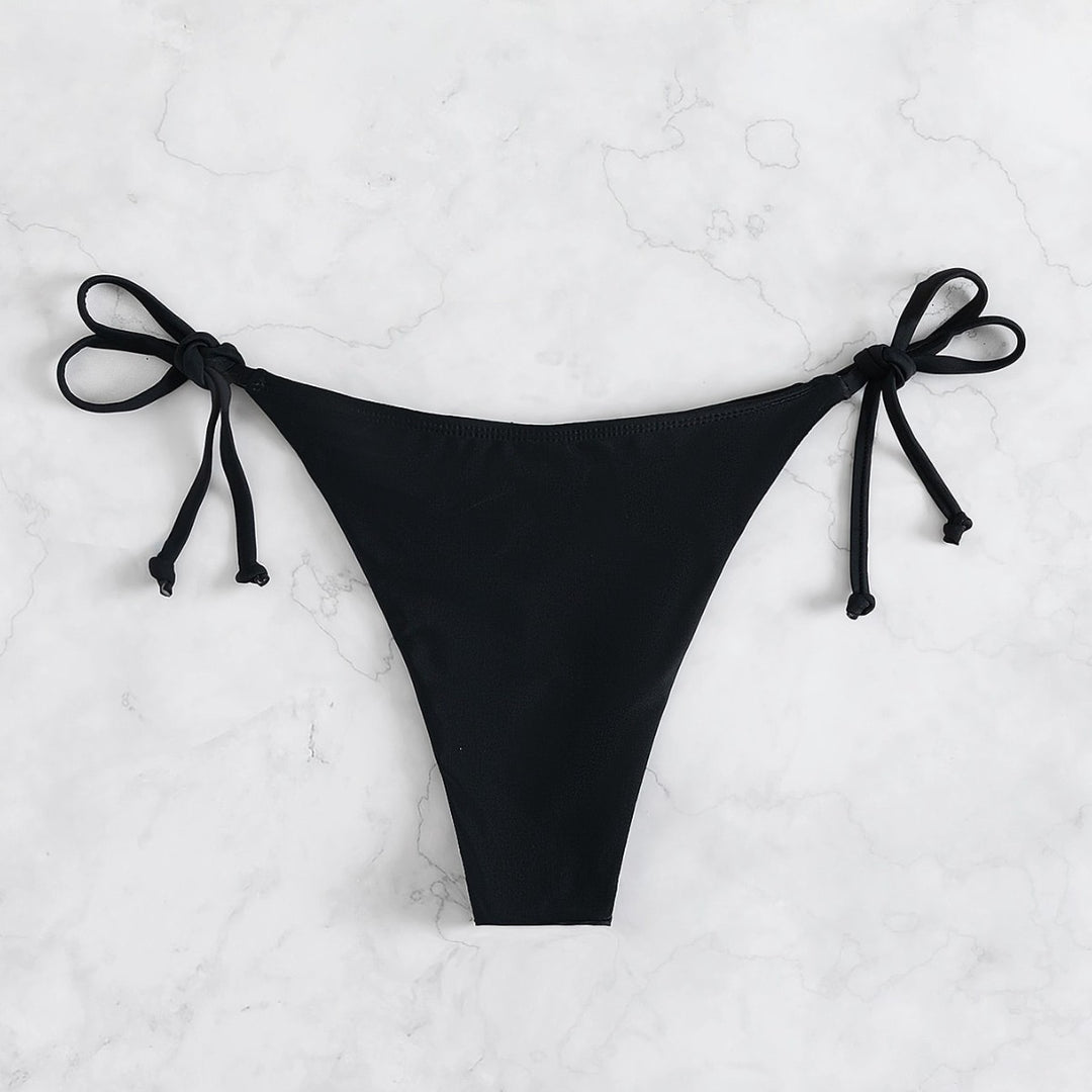 Dame bikini bund med justerbare sidestræk og høj udskæring Skovae