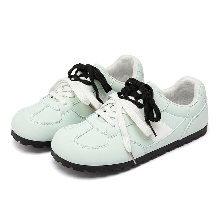 Dame Sporty Sneakers med innovativt overmateriale og fleksibel såleprofil Stilla