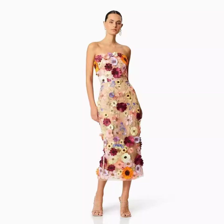 Dame Strapless Aftenkjole med blomsterapplikationer og gennemsigtigt overmateriale Stilla