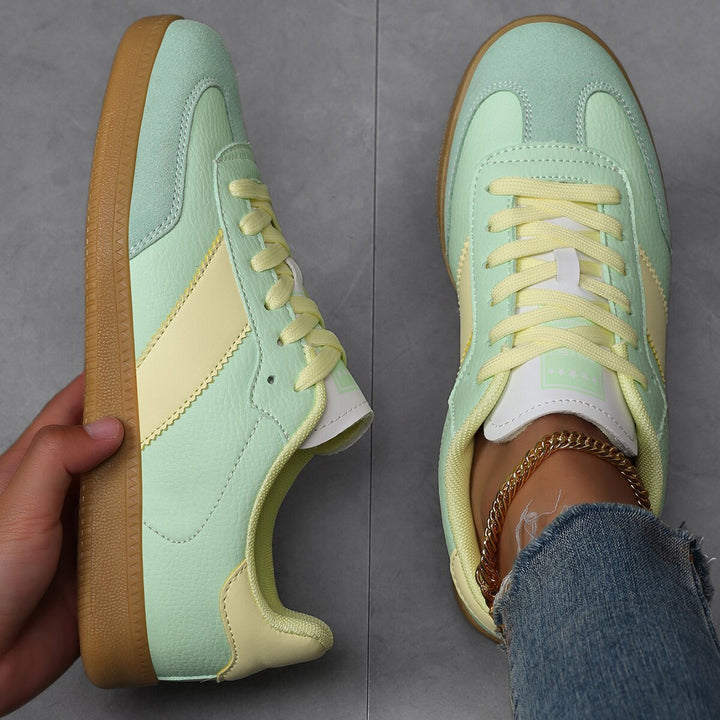 Dame nan retro-inspirerede sneakers med lav skæring, gummisål og velour tåhætte Skovae