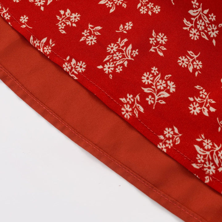 Dame Vintage Blomstermaxikjole med dyb V-udskæring og elegante flæsedetaljer Stilla