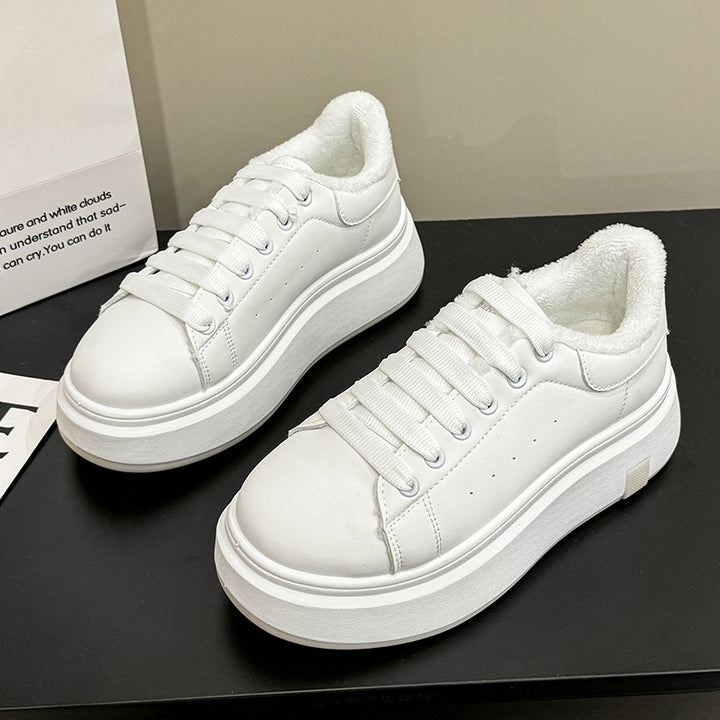 Dame Komfort Sneakers med blødt fore og skridsikker profilsåler Stilla