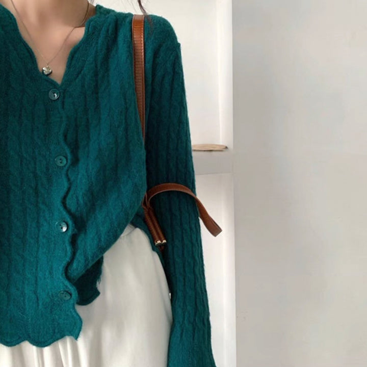Kvindernes cardigan med struktureret kabelmønster og elegante knapdetaljer Stilla