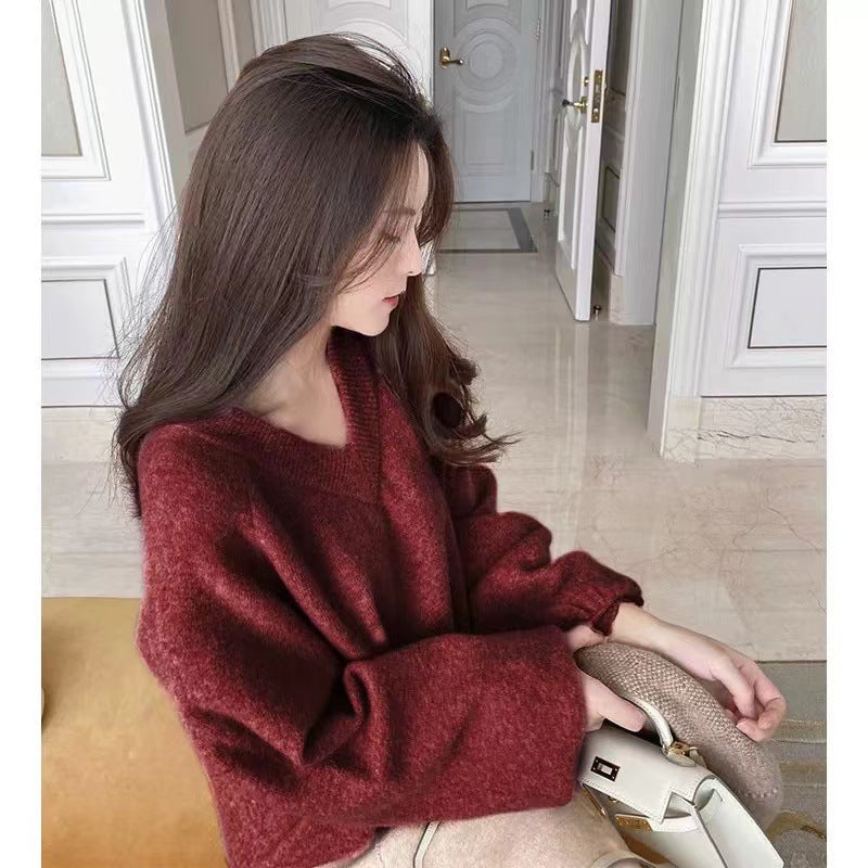 Kvinders oversized V-hals sweater lavet af blødt materiale med en afslappet pasform Stilla