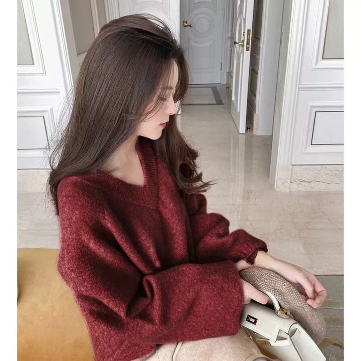 Kvinders oversized V-hals sweater lavet af blødt materiale med en afslappet pasform Stilla