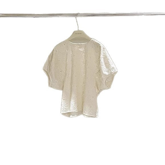 Dame luftig overdel med kunstneriske broderier og elegante puffærmer Stilla