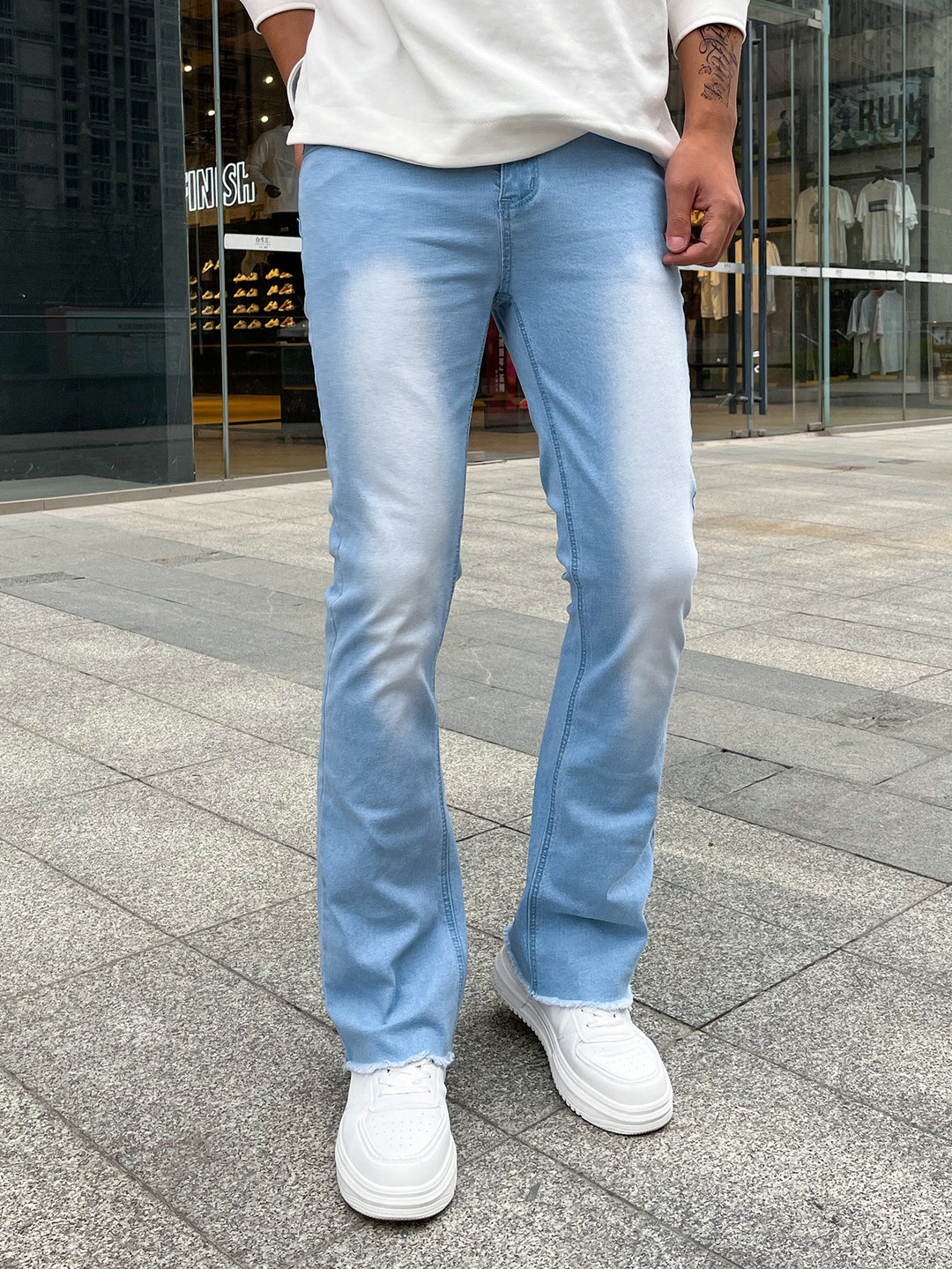 Herrer Bootcut Jeans med stilfuldt detalje og afslappet pasform Stilla